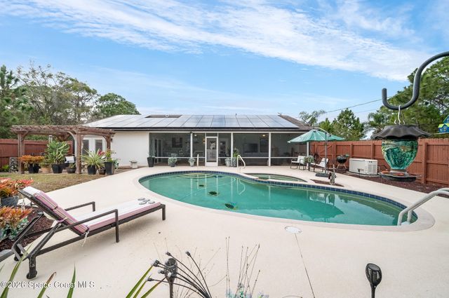 2115 Wagonwheel Avenue SE, Palm Bay, FL 32909