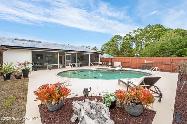 2115 Wagonwheel Avenue SE, Palm Bay, FL 32909