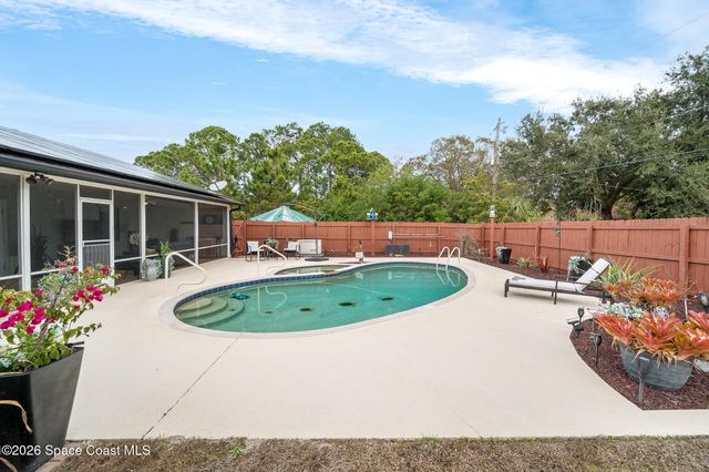 2115 Wagonwheel Avenue SE, Palm Bay, FL 32909