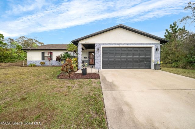 2115 Wagonwheel Avenue SE, Palm Bay, FL 32909