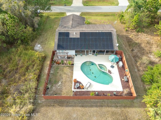 2115 Wagonwheel Avenue SE, Palm Bay, FL 32909