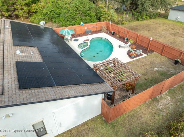 2115 Wagonwheel Avenue SE, Palm Bay, FL 32909