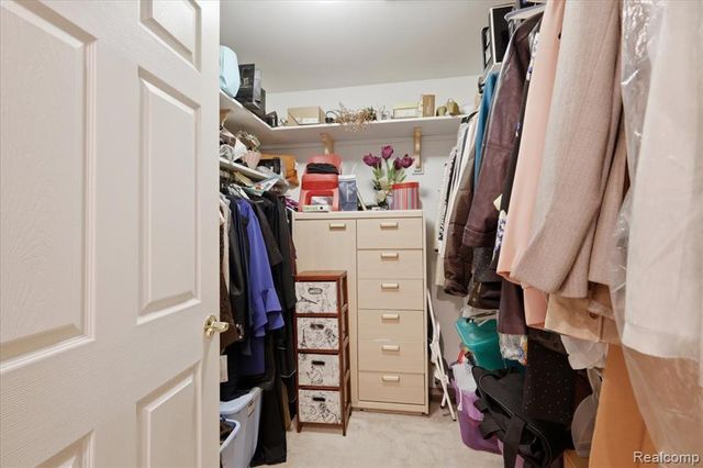 27348 Oxford Drive, Southfield, MI 48033