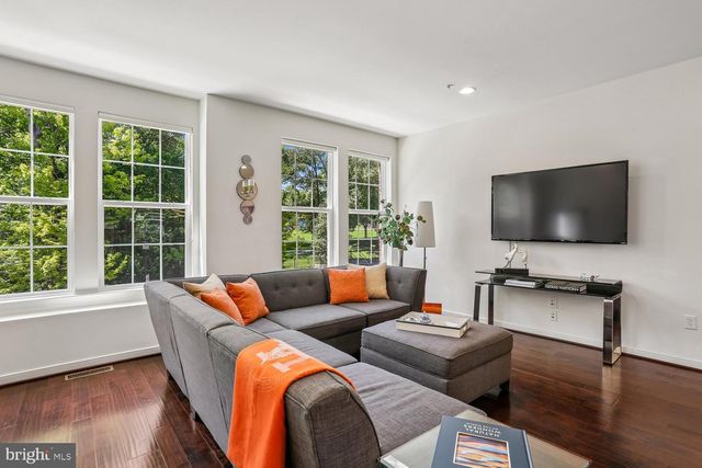123 FAIRBANKS DR, Gaithersburg, MD 20877