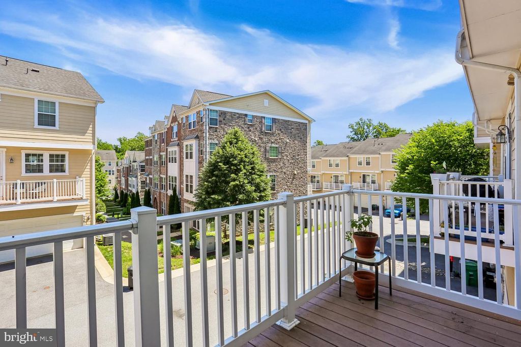 Image 15 of property listing at 123 FAIRBANKS DR, Gaithersburg, MD 20877