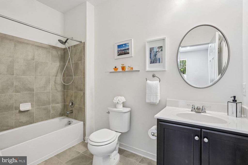 Image 48 of property listing at 123 FAIRBANKS DR, Gaithersburg, MD 20877