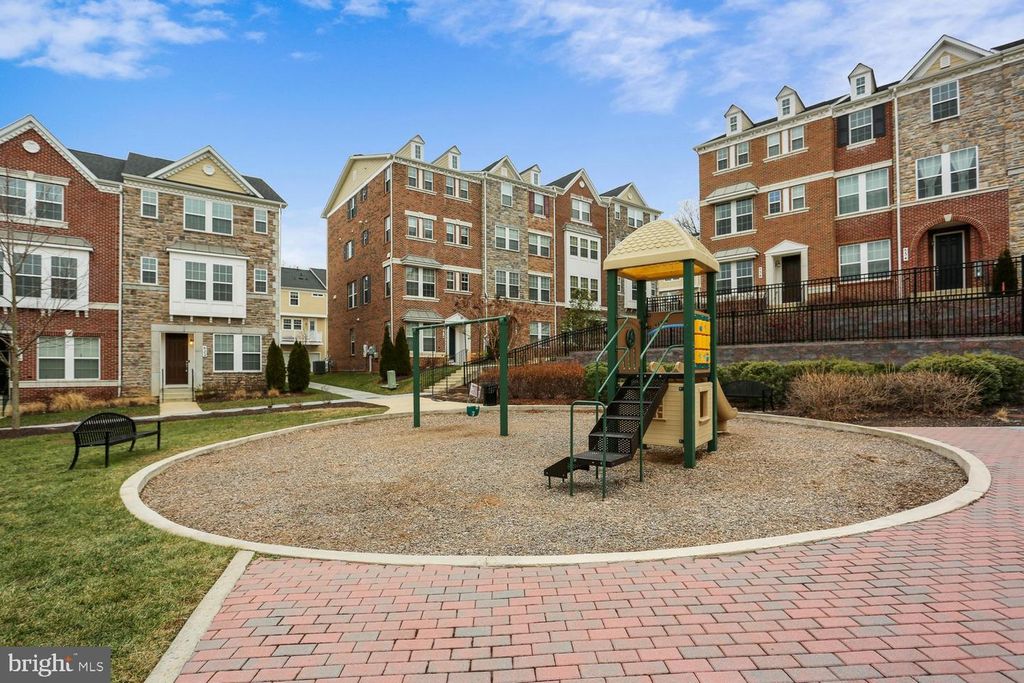 Image 53 of property listing at 123 FAIRBANKS DR, Gaithersburg, MD 20877