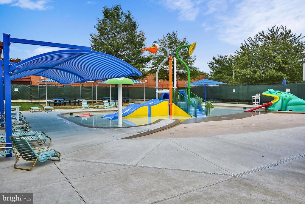 Image 58 of property listing at 123 FAIRBANKS DR, Gaithersburg, MD 20877