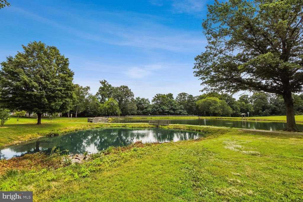 Image 63 of property listing at 123 FAIRBANKS DR, Gaithersburg, MD 20877