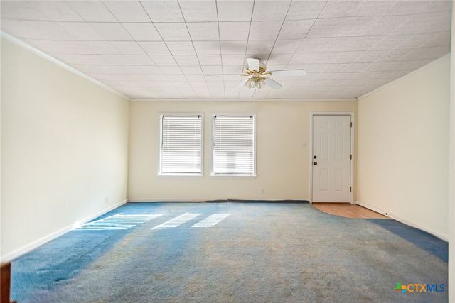 109 Massanet Street, Port Lavaca, TX 77979