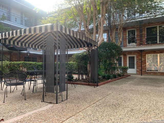 8401 N New Braunfels Ave Apt 212, San Antonio, TX 78209