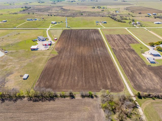 1295 County Road 432 RD, Taylor, TX 76574