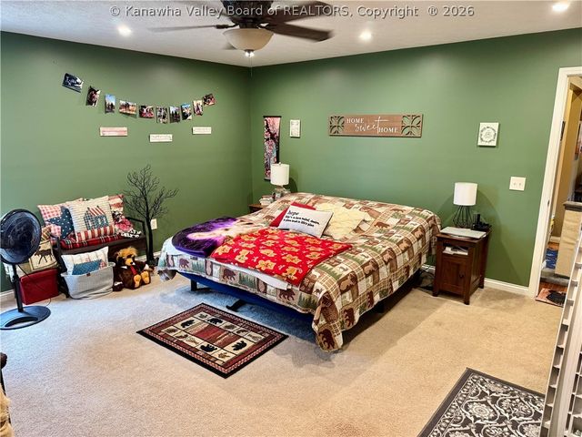 3899 Iva Durst Road, Leon, WV 25123