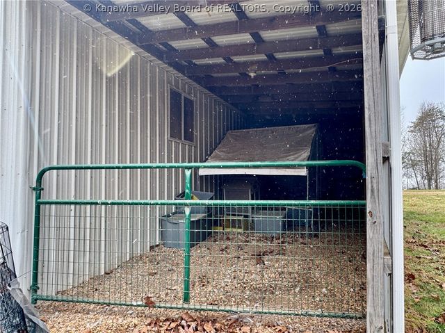 3899 Iva Durst Road, Leon, WV 25123