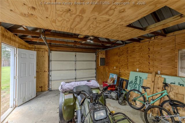 3899 Iva Durst Road, Leon, WV 25123