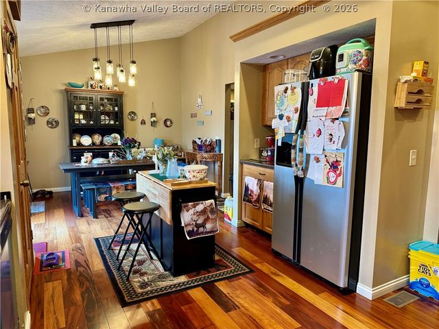 3899 Iva Durst Road, Leon, WV 25123