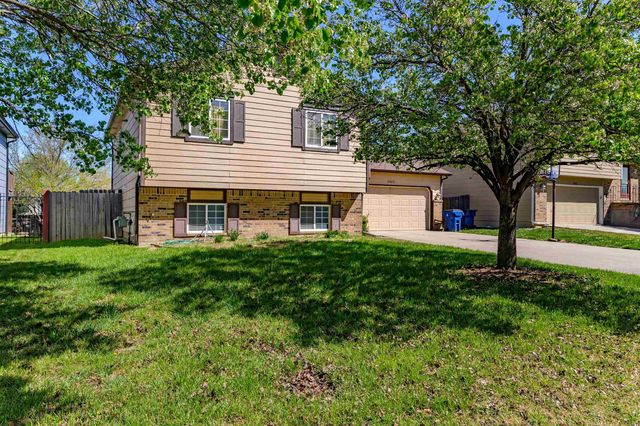 5402 Arlene St, Wichita, KS 67207