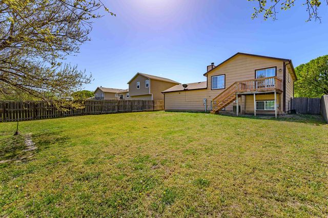 5402 Arlene St, Wichita, KS 67207