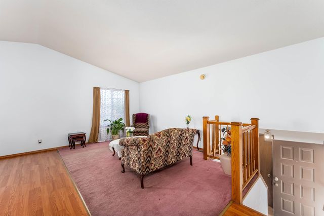 5402 Arlene St, Wichita, KS 67207