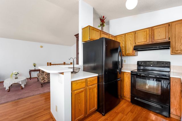 5402 Arlene St, Wichita, KS 67207