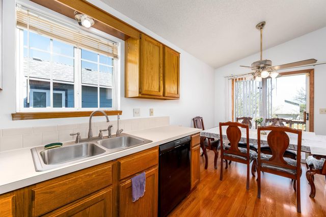 5402 Arlene St, Wichita, KS 67207