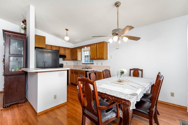 5402 Arlene St, Wichita, KS 67207