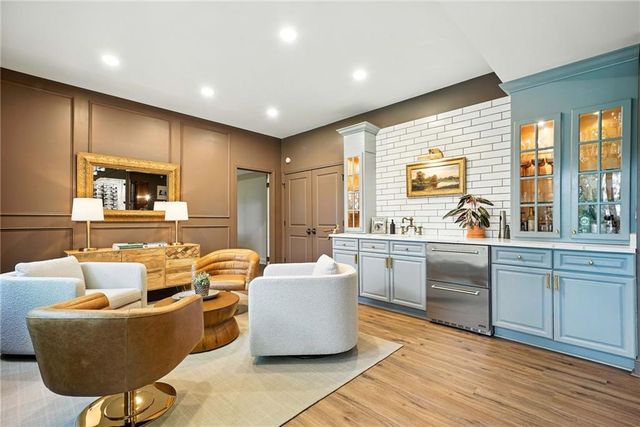 980 Buckhorn E, Atlanta, GA 30350