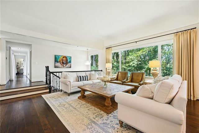 980 Buckhorn E, Atlanta, GA 30350