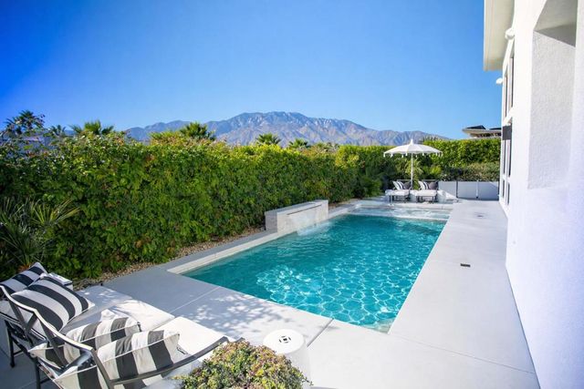 4499 Esplanade Lane, Palm Springs, CA 92262