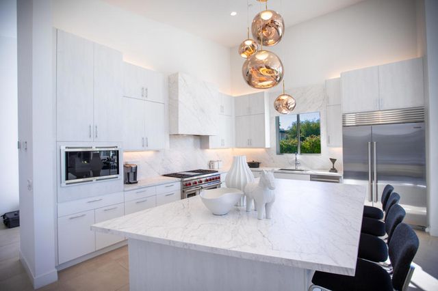 4499 Esplanade Lane, Palm Springs, CA 92262