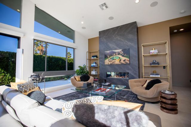 4499 Esplanade Lane, Palm Springs, CA 92262