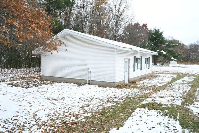 590 129th Avenue, Shelbyville, MI 49344