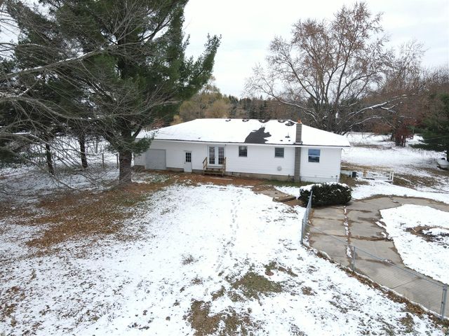 590 129th Avenue, Shelbyville, MI 49344