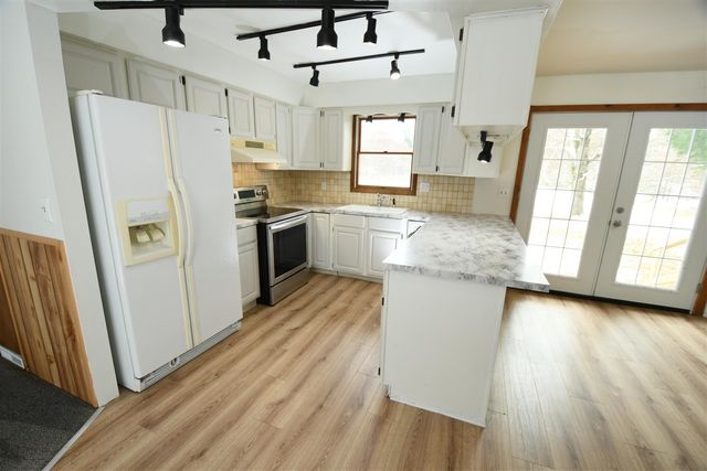 590 129th Avenue, Shelbyville, MI 49344