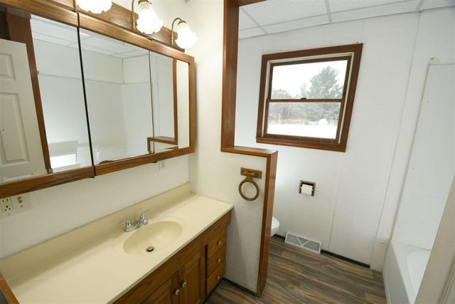 590 129th Avenue, Shelbyville, MI 49344