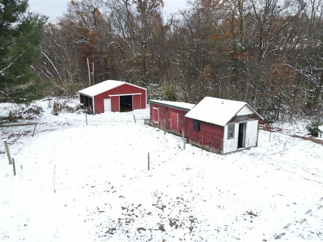 590 129th Avenue, Shelbyville, MI 49344