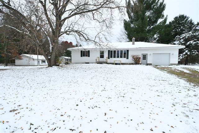 590 129th Avenue, Shelbyville, MI 49344