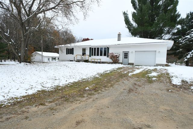 590 129th Avenue, Shelbyville, MI 49344