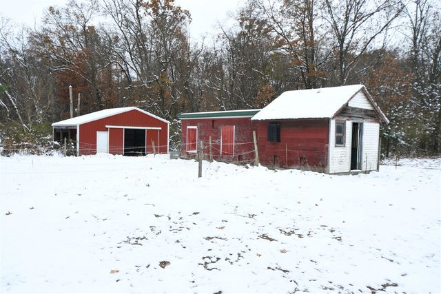 590 129th Avenue, Shelbyville, MI 49344