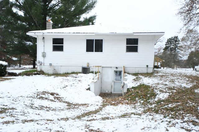 590 129th Avenue, Shelbyville, MI 49344