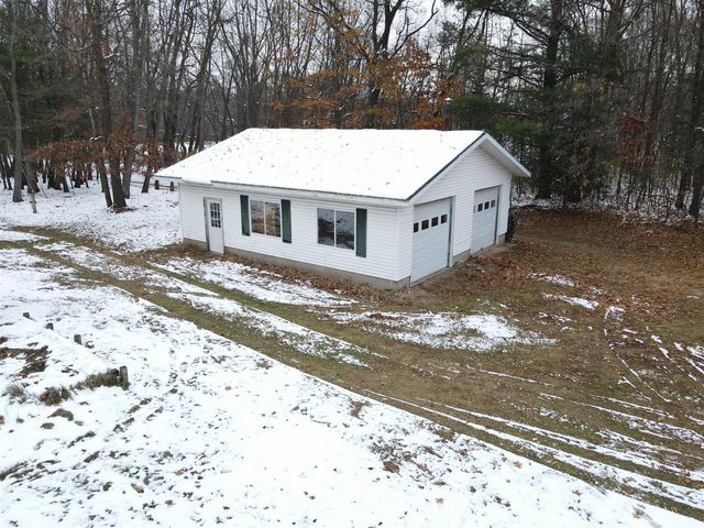 590 129th Avenue, Shelbyville, MI 49344