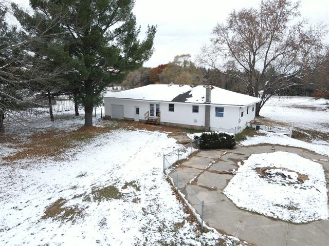 590 129th Avenue, Shelbyville, MI 49344