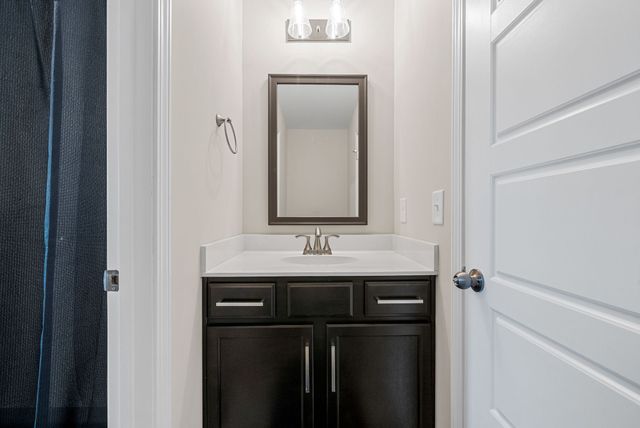 224 Drayton Dr Unit F, Clarksville, TN 37042