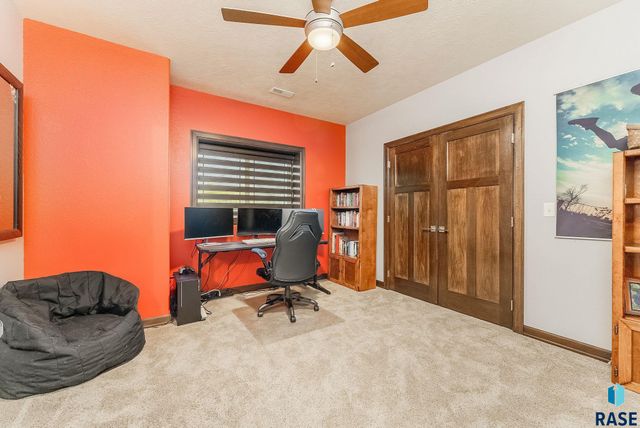 305 S Heritage Rd Road, Brandon, SD 57005