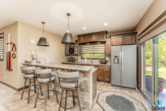 305 S Heritage Rd Road, Brandon, SD 57005