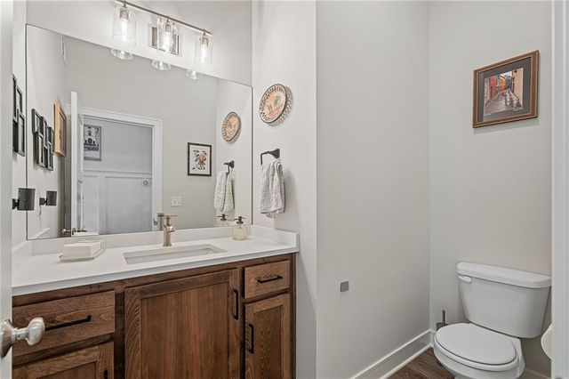 4530 NW 49th Court, Riverside, MO 64150
