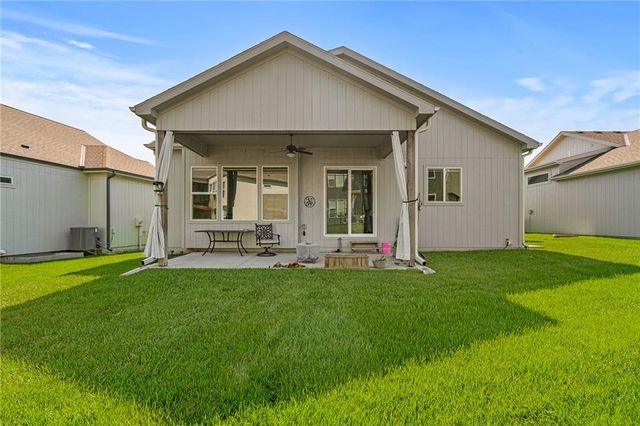 4530 NW 49th Court, Riverside, MO 64150