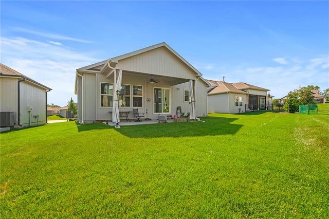 4530 NW 49th Court, Riverside, MO 64150