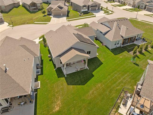 4530 NW 49th Court, Riverside, MO 64150