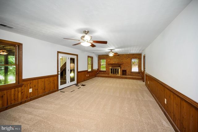 8609 LEE JACKSON, Spotsylvania, VA 22553
